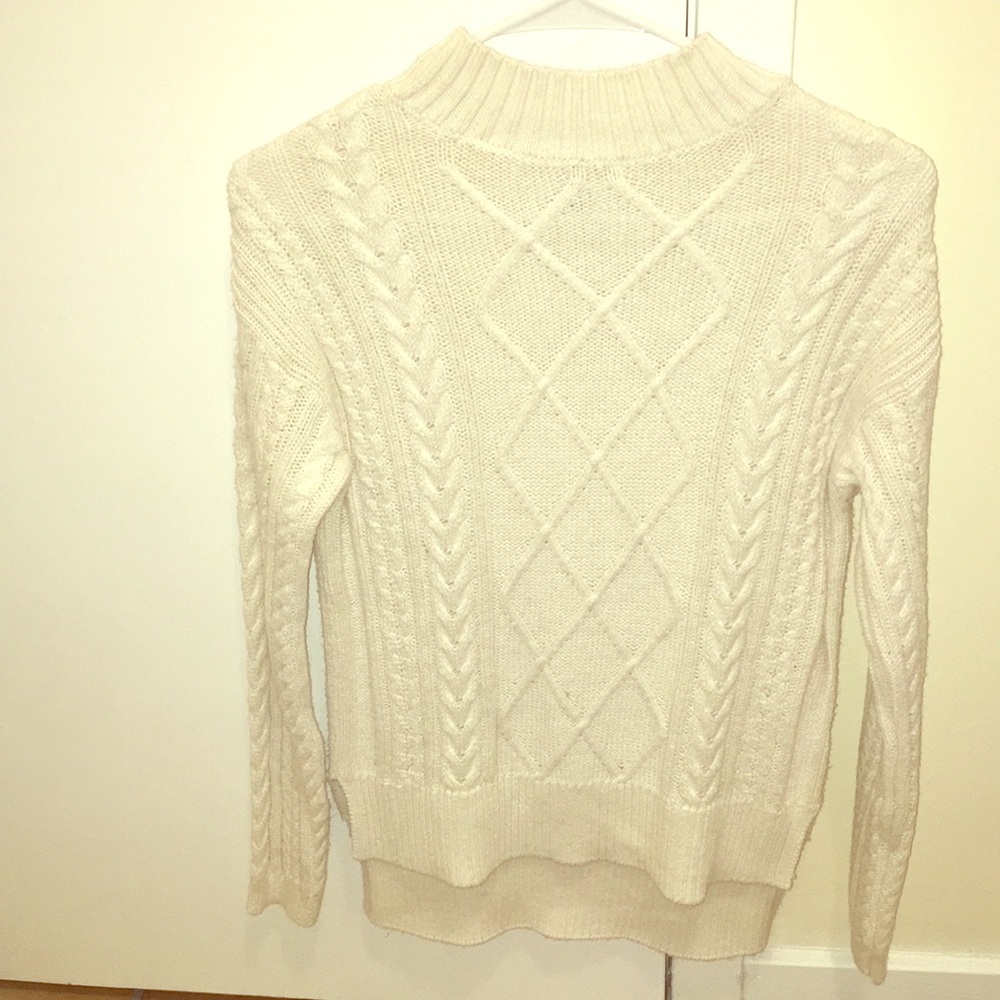 Old navy cream sweater